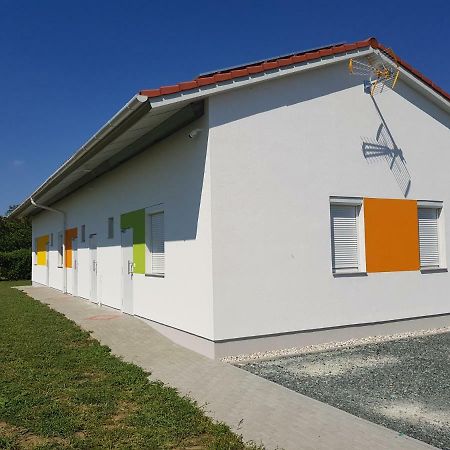 Ferienwohnung Szatmarhaz Szombathely Exterior foto