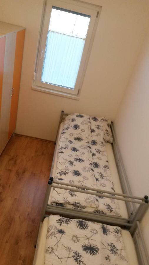 Ferienwohnung Szatmarhaz Szombathely Exterior foto