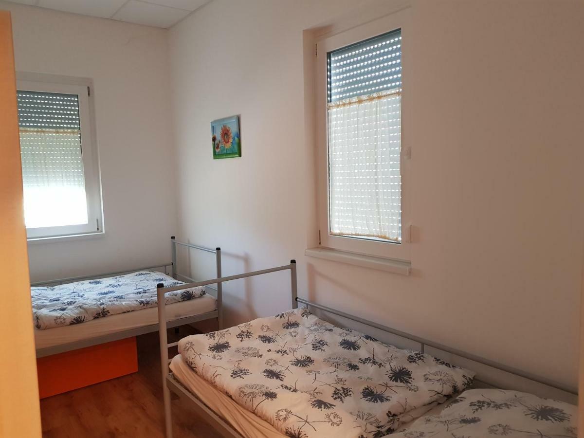 Ferienwohnung Szatmarhaz Szombathely Exterior foto